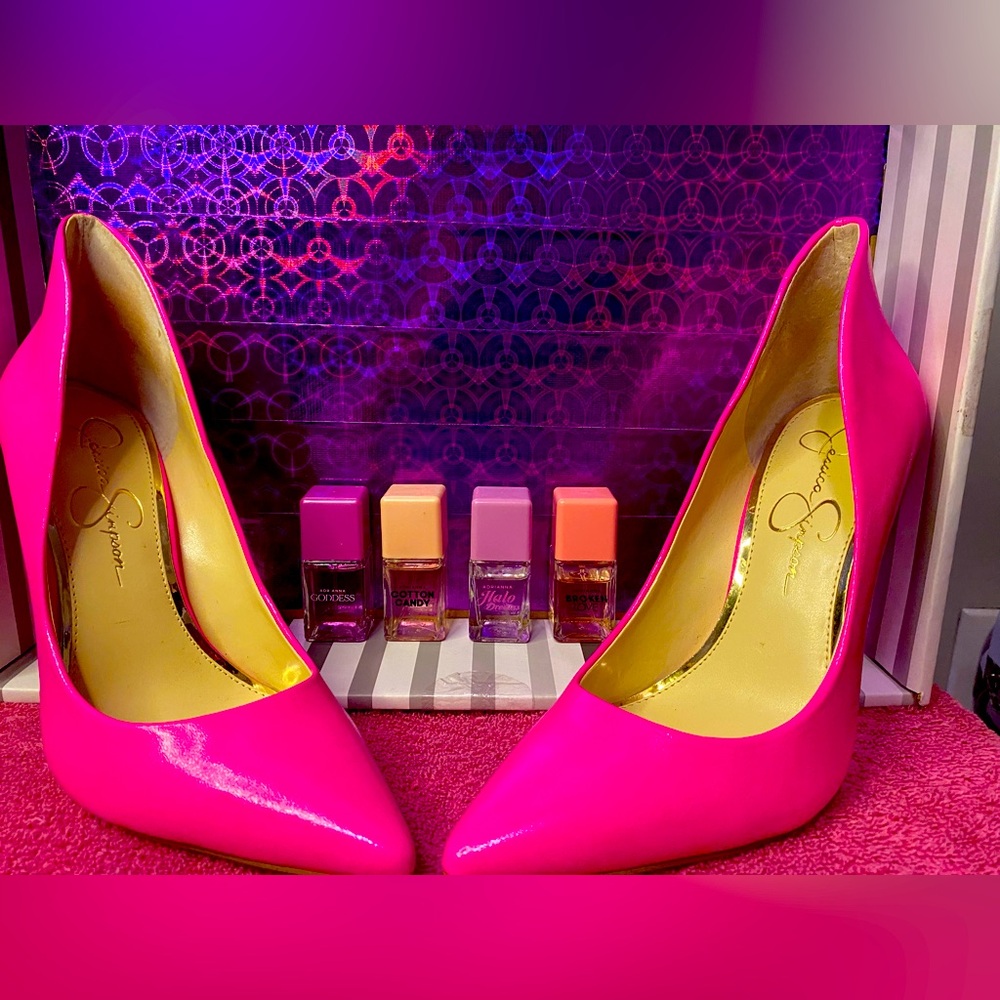 Hot pink Jessica Simpson 6 inch heels size 7 1/2